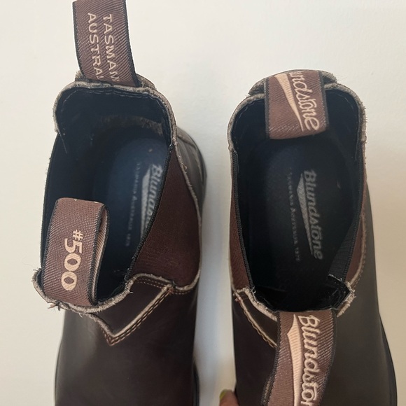 Size 9 Brown  Blundstone 500 - Picture 2 of 7